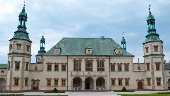 Muzeum narodowe w Kielcach za dnia